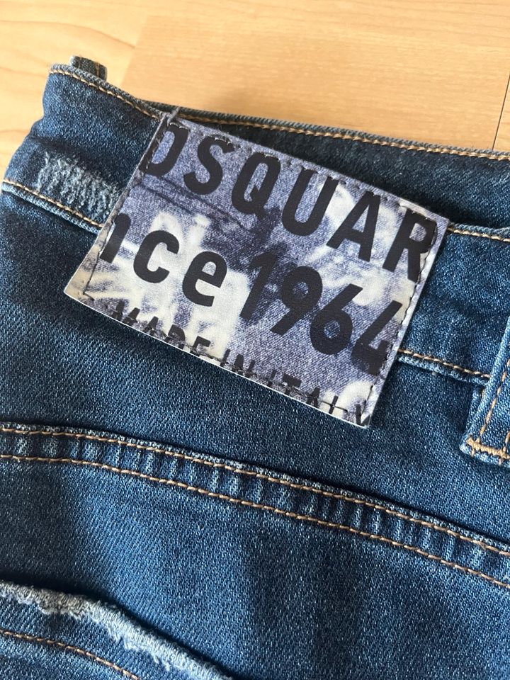 Blaue Jeans Dsquared 2 Gr. 33 weite in Wuppertal
