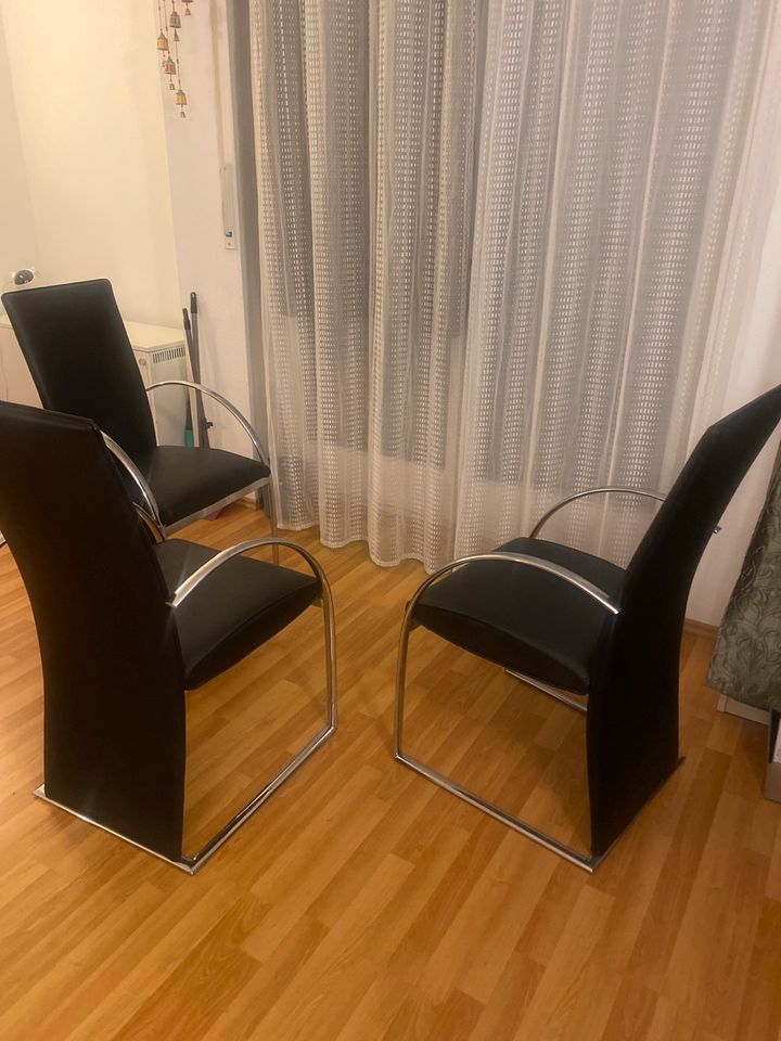 Chairs for dining table in Frankfurt am Main