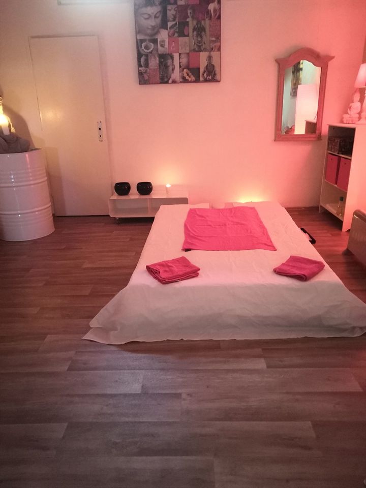 Massage zum Geniessen -Geschenke für Paare 2 x 60 Minuten 80 € in Krefeld