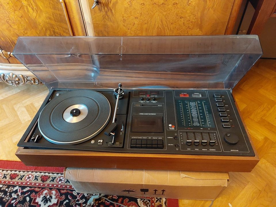 Schneider TS 2202 Platten/Kassettenspieler Dolby Hi-Fi 2 Boxen in Hannover