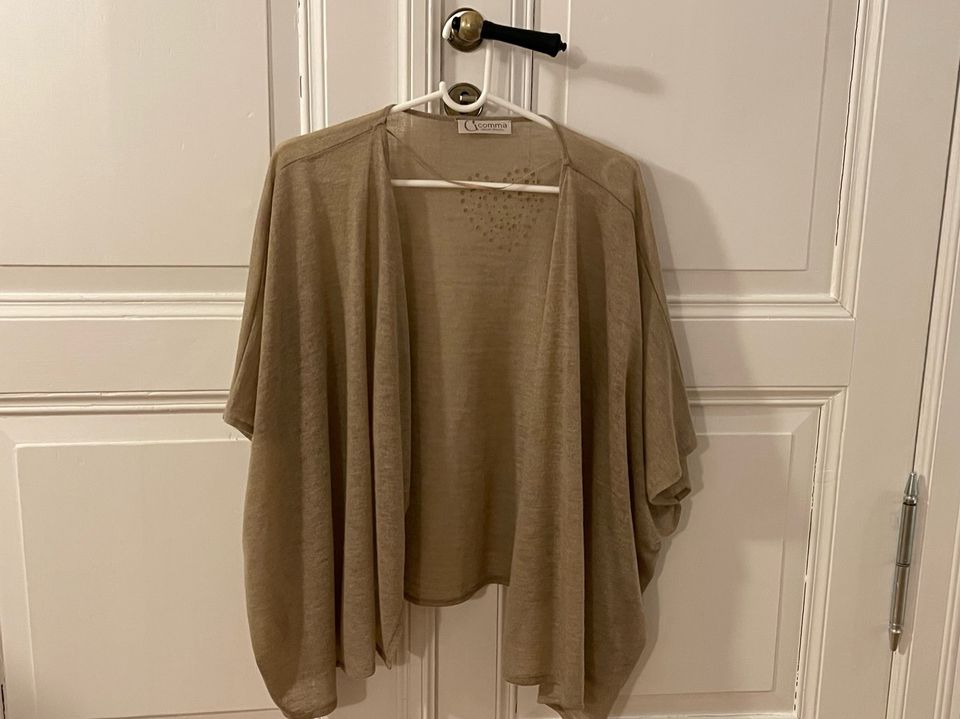 Poncho Strickjacke comma in Schwerin