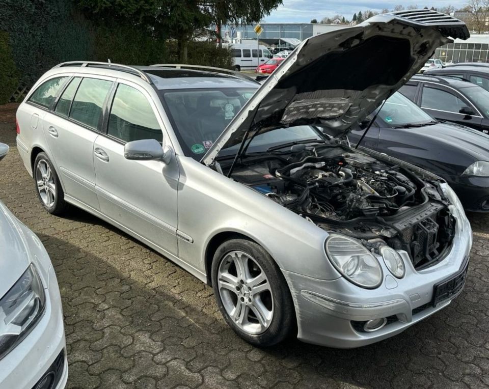 Mercedes-Benz E 280 T Elegance in Höhr-Grenzhausen