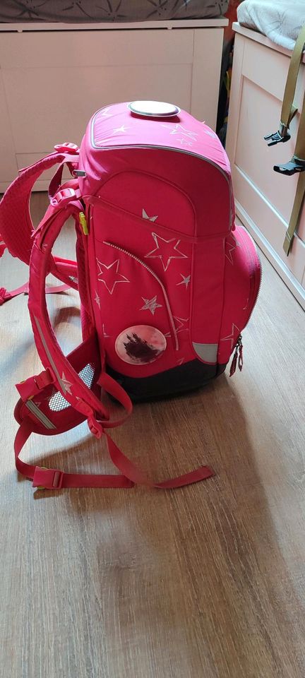 Schulranzen Ergobag Cubo Cinderella Rosa Pink mit Regenschutz in Köln