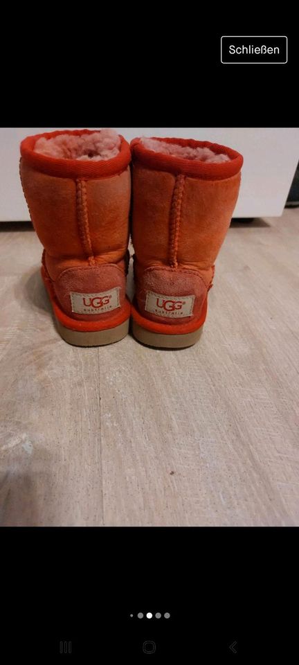 Ugg ❤️  boots kinder in Waiblingen