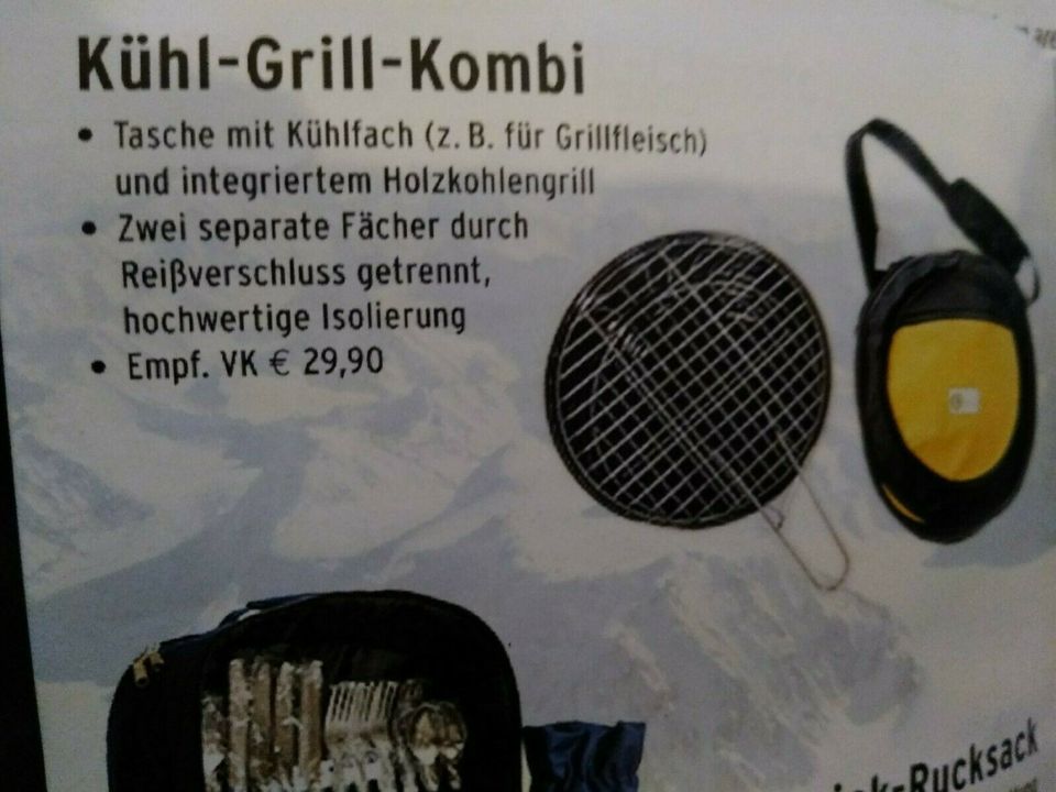 Mobiler Grill mit Grillrosten, Ständer, Kühltasche, Tragegurt in Garmisch-Partenkirchen