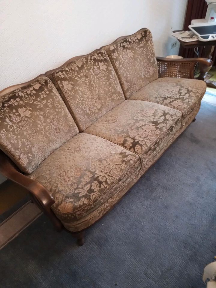Couch Garnitur m. 2 Sessel Antik in Langerwehe