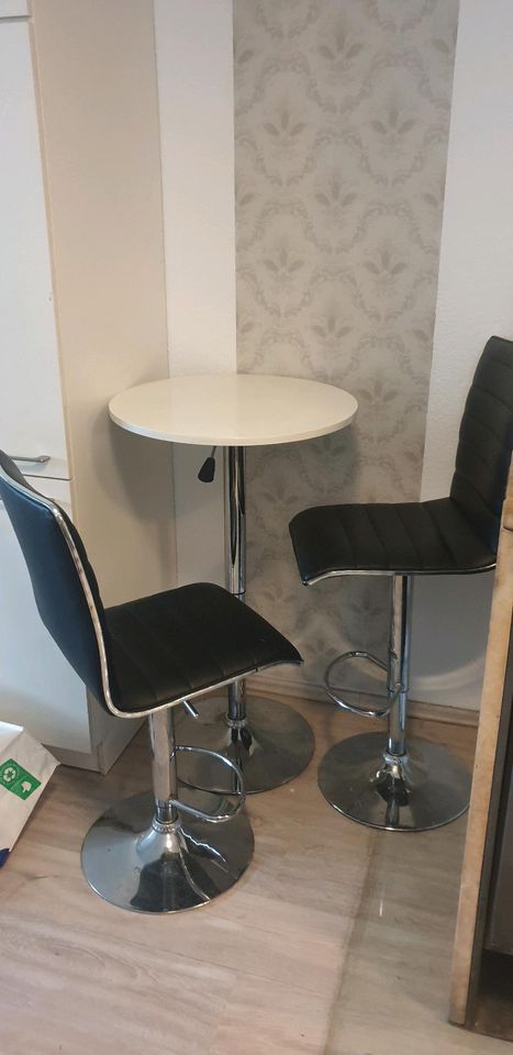 Höhenverstellbar Esstisch Tisch Stuhl in Offenbach