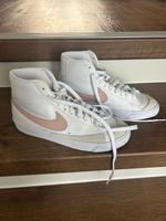 Nike Blazer Mid77 Gr.40 Niedersachsen - Stadtoldendorf Vorschau