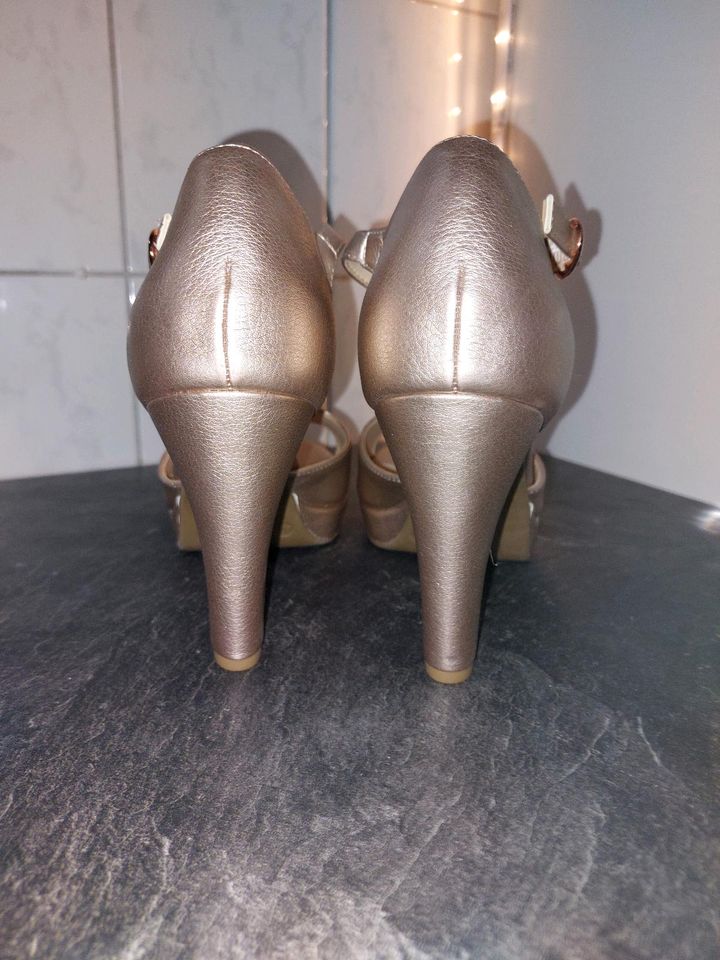 Pumps Peeptoes Graceland 41 rosè Gold High Heels in Dortmund