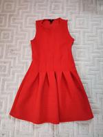 Rotes dickes Winterkleid Nordrhein-Westfalen - Möhnesee Vorschau