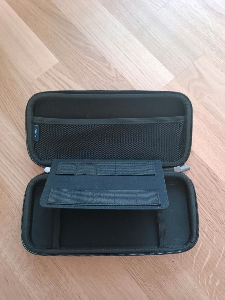 Nintendo Switch Konsole V2 mit Tasche wie neu in Mainz