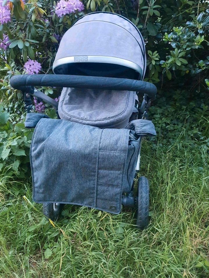 3 in 1 Kinderwagen Moon Lusso, Buggy MaxiCosi Transporter in Bremen