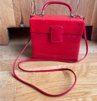 Crossbody Handtasche, Box, rot, Lackleder, Umhängetasche Nordrhein-Westfalen - Hemer Vorschau