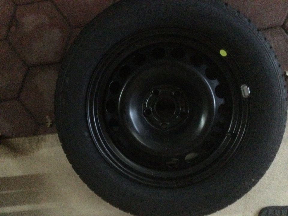 Sommerreifen 205/60 R16 92 H mit Stahlfelge unbenutzt in Hesel