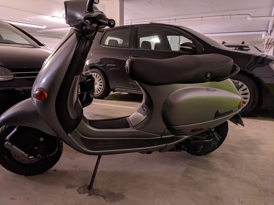 Piaggio Vespa ET4 125ccm M04 in Künzelsau