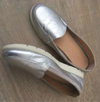Damen Slipper, Marke Wave aus Italien / silber-metallic / Gr. 40 Baden-Württemberg - Filderstadt Vorschau