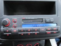 Autoradio VW Beta 4 Grundig blau rot mit Code Autoreverse Niedersachsen - Salzgitter Vorschau