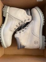 Timberland Boots weiß  NEU Nordrhein-Westfalen - Hürth Vorschau