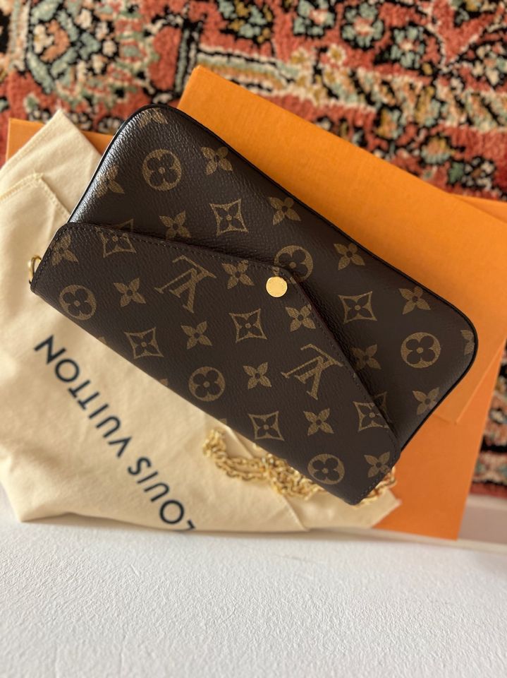 Louis Vuitton pochette Felicie monogram in Bonn