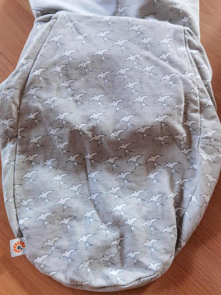 Ergobaby Swaddler Pucke Pucksack Schlafsack pucken in Thum