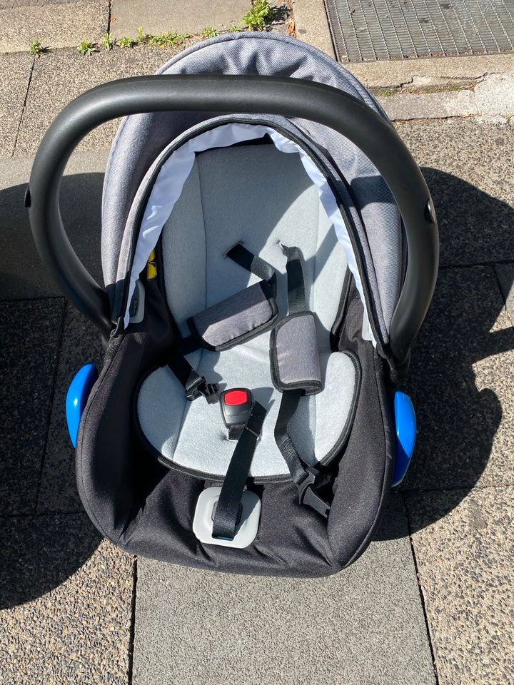 Kinderwagen,Babywagen 3 in 1 in Duisburg