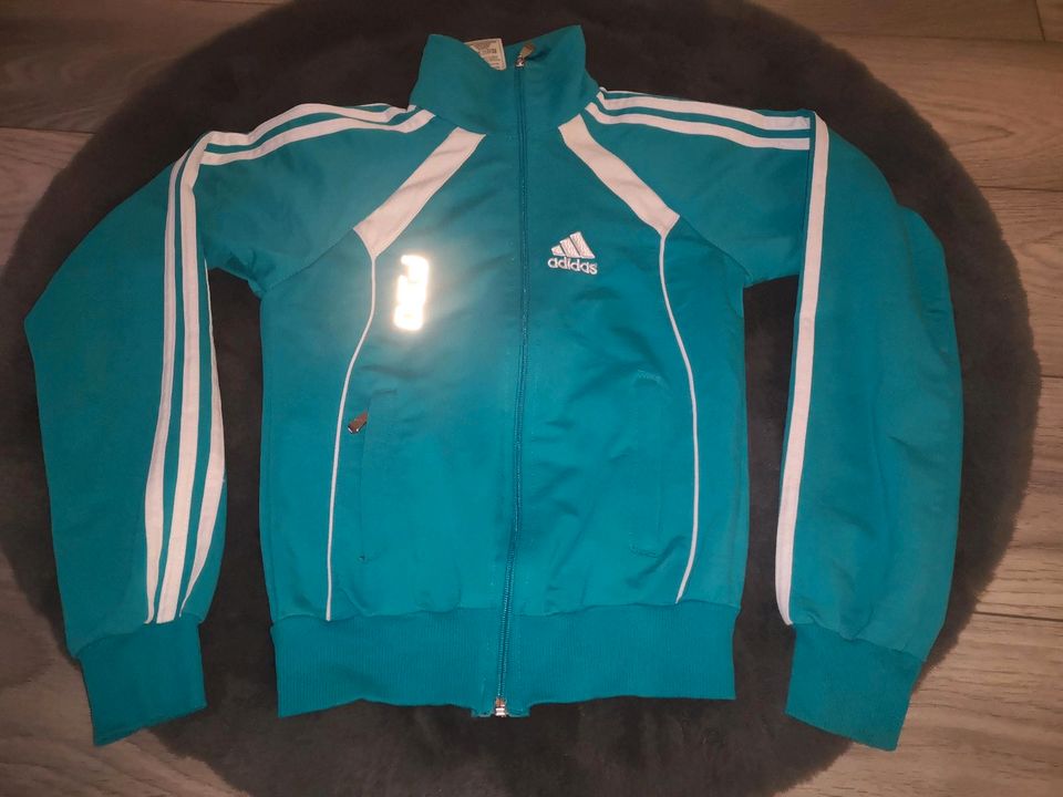 Adidas F50 Jacke türkis Sportjacke Gr. S in Althüttendorf