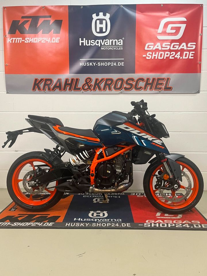 Neumotorrad KTM 390 Duke blau Mod.2024 in Sonnewalde