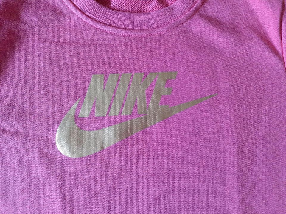 Nike Pullover 156/ 166 XL in Frechen