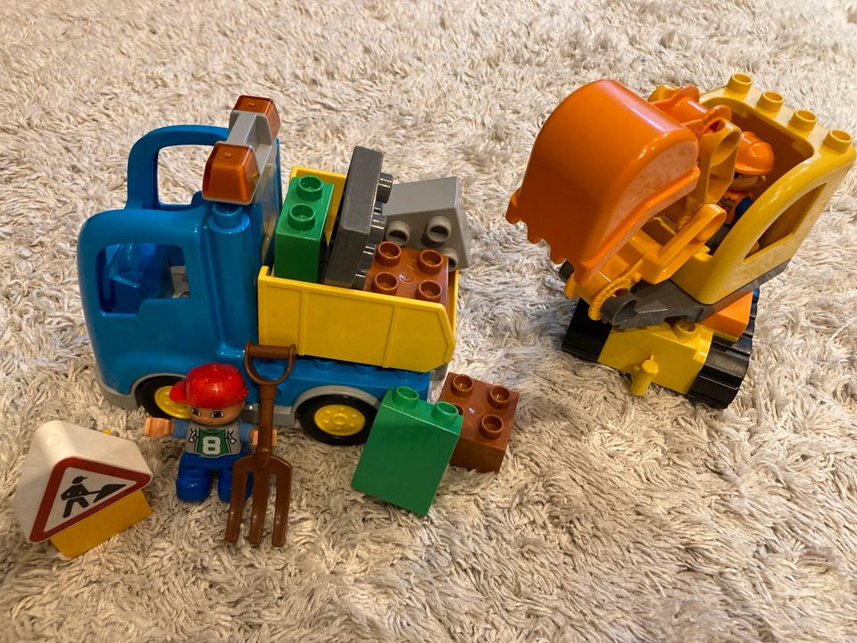 Lego Duplo 10812 Bagger Lastwagen in Kirchhain