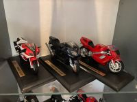Motorrad Modellsammlung 1/18 Ducati Honda Yamaha usw.zu verkaufen Schleswig-Holstein - Siek Vorschau