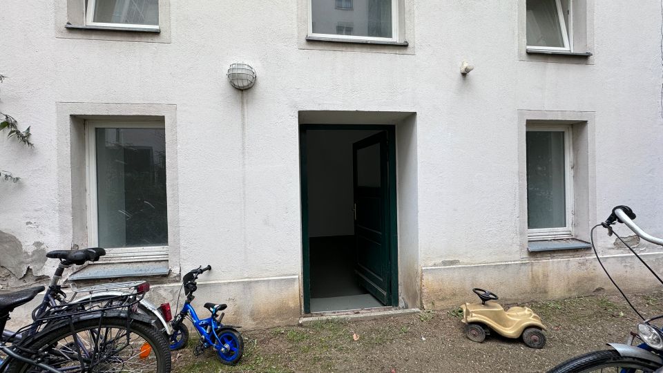 Lagerfläche im Erdgeschoss eines Hinterhauses ! in Berlin