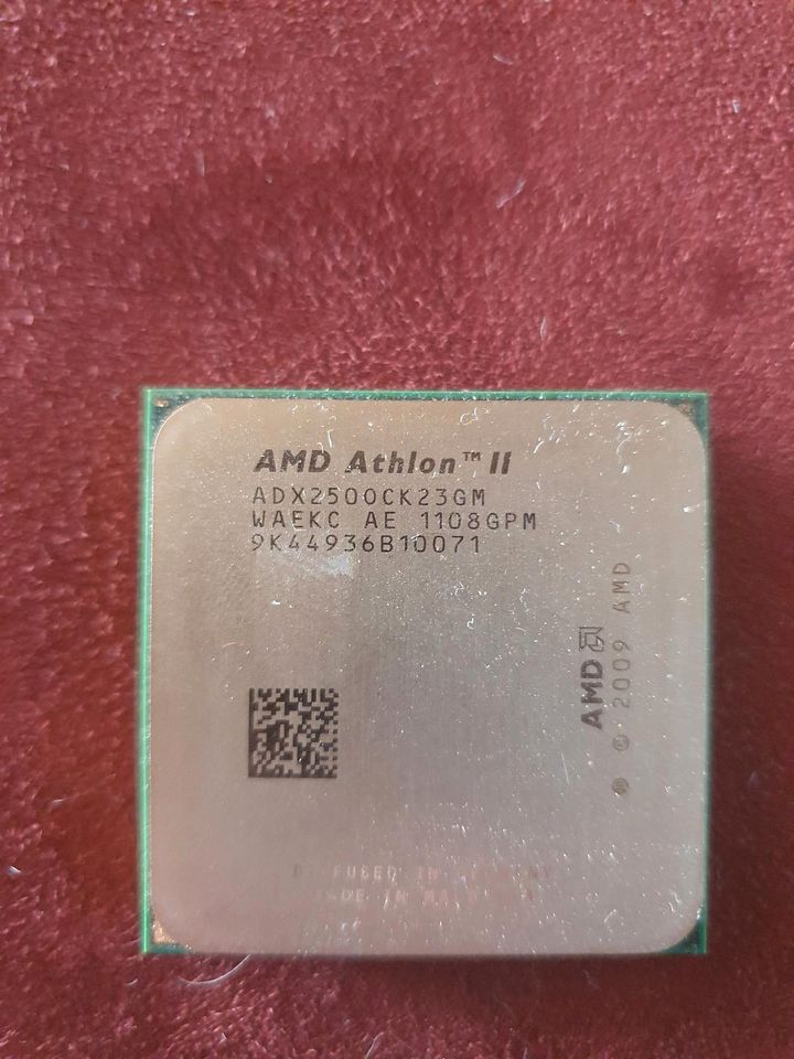 CPU Intel und AMD I3 und Pentium G4560 AMD Server CPU in Edertal