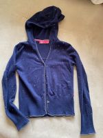 CAKEWALK Jäckchen Strickjacke mit Steinchen Gr. 122 Bayern - Reichersbeuern Vorschau