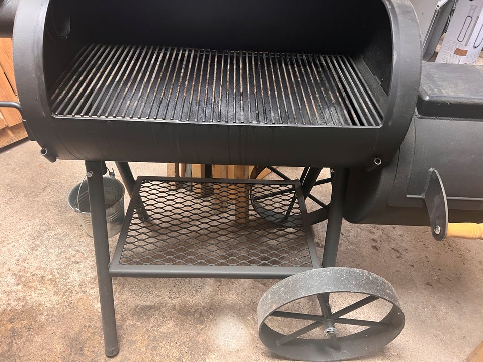 Joe‘s BBQ Smoker 16“ Joe‘s Spezial in Zittau