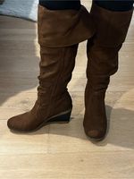 Stiefel mit Absatz Nordrhein-Westfalen - Rommerskirchen Vorschau