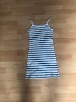H&M Baumwolle Sommerkleid gestreiftes Kleid Gr.134-140 weiß blau Nordrhein-Westfalen - Gummersbach Vorschau