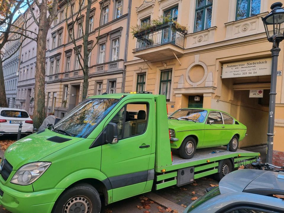 Abschleppwagen Abschleppdienst Überführung Transport in Berlin