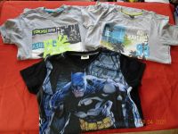 Kleiderpaket Set 3 x Shirt Gr. 146/152 Batman Sachsen - Rechenberg-Bienenmühle Vorschau