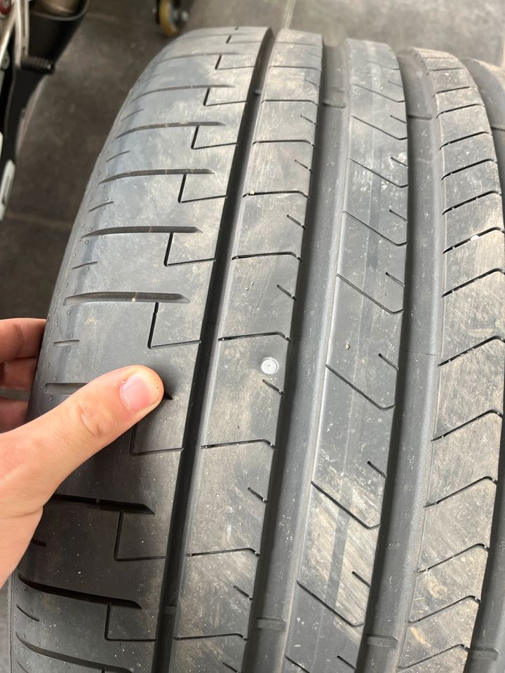 1x Sommerreifen 285 30 ZR22 101Y Pirelli PZERO AO DOT 2022 in Hemer