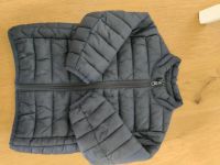 Dunkelblaue Steppjacke Gr 98 Friedrichshain-Kreuzberg - Friedrichshain Vorschau