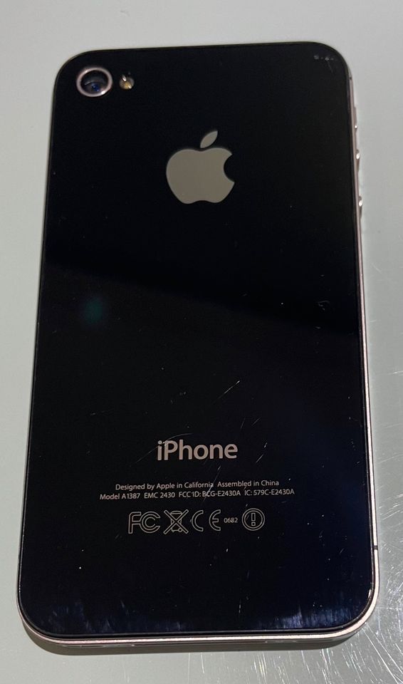 iPhone 4s 16GB in schwarz A1387 in Remscheid