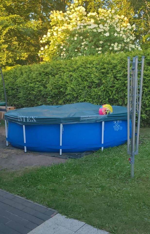 Familien Swimmingpool in Neumünster