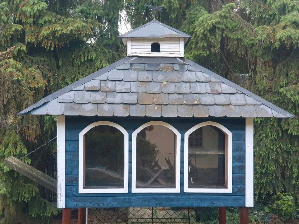 Kaninchen-, Kleintierhaus für den Garten mit viel Komfort in Beelitz