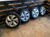 VW Golf Variant Alufelgen & Winterreifen Pirelli 17 Zoll!!! Nordrhein-Westfalen - Minden Vorschau