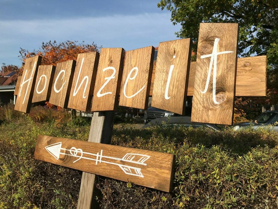 Hochzeit Deko Verleih Holzdeko Weinkisten Boho Holzscheiben in Steinheim an der Murr