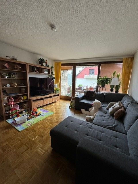 Gepflegte 3 Zimmer Wohnung mit  zwei Balkonen in HH-Bramfeld/Wellingsbüttel, ruhige Lage in Hamburg