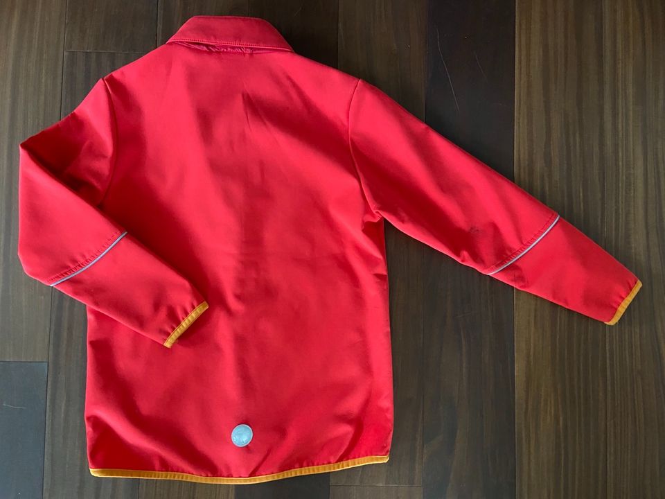 Jako-o Softshell-Jacke mit Kapuze und Vlies rot Gr. 140/146 in Parkstetten