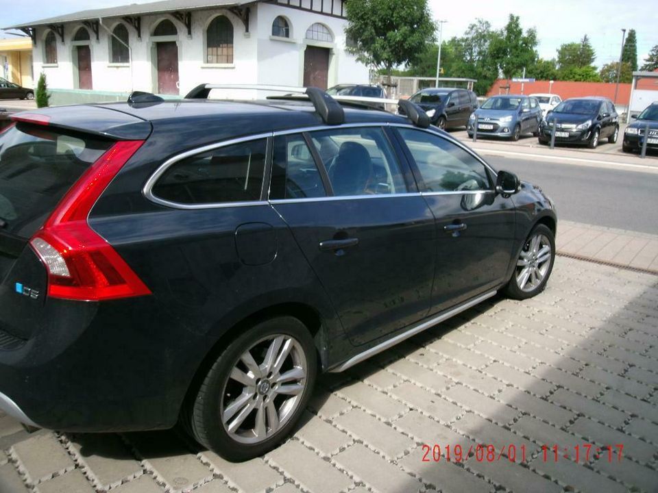 Original Volvo V60 Lastenträger Grundträger Relingträger31454717 in  Rheinland-Pfalz - Gau-Algesheim | eBay Kleinanzeigen ist jetzt Kleinanzeigen