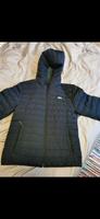 Lacoste Steppjacke zu verkaufen Nordrhein-Westfalen - Bergkamen Vorschau