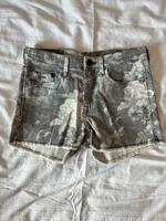 Shorts, Kurze Hose mit Blumenmuster, XS Hamburg - Altona Vorschau